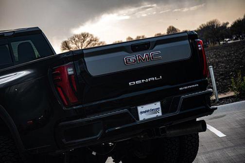 2024 GMC Sierra 3500 Denali