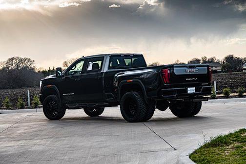 2024 GMC Sierra 3500 Denali
