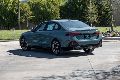 2026 BMW 530 530i