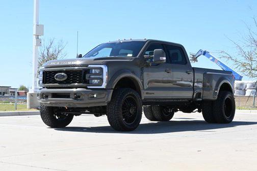 2026 Ford F-450 Lariat