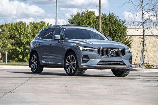 2022 Volvo XC60 B5 Inscription