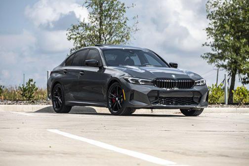2023 BMW 330 330i