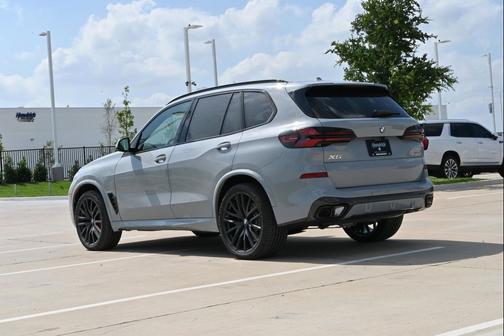 Brooklyn Grey Metallic 2026 BMW X5 sDrive40i
