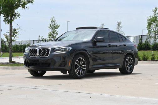 Dark Graphite Metallic 2023 BMW X4 xDrive30i