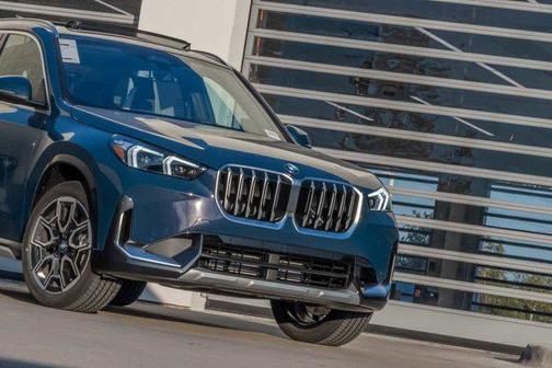 Night Dusk Blue Metallic 2026 BMW X1 xDrive28i