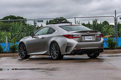 2016 Lexus RC 200t F-SPORT
