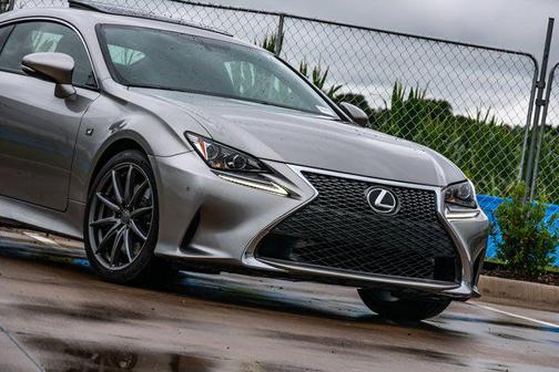 2016 Lexus RC 200t F-SPORT