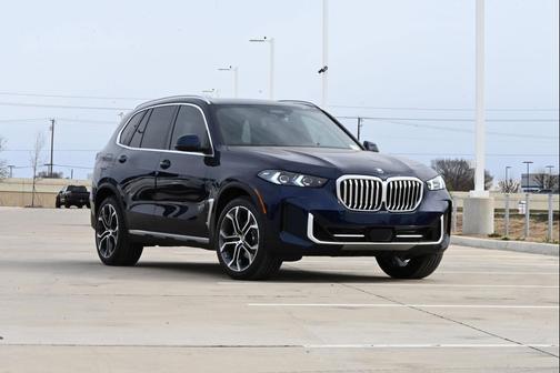 Tanzanite Blue II Metallic 2026 BMW X5 xDrive40i