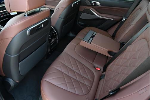 Tanzanite Blue II Metallic 2026 BMW X5 xDrive40i