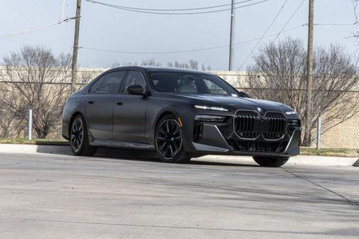 2024 BMW 760 xDrive