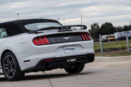 2022 Ford Mustang EcoBoost Premium