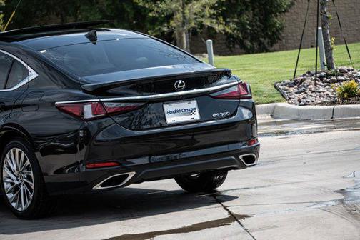 2022 Lexus ES 350 Ultra Luxury