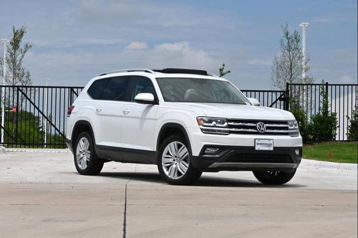 Pure White 2019 Volkswagen Atlas 3.6L SE w/Technology