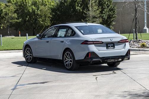 2026 BMW i5 xDrive40