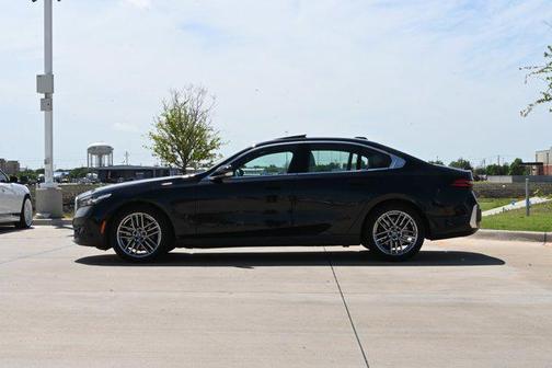 Black Sapphire Metallic 2024 BMW 530 i
