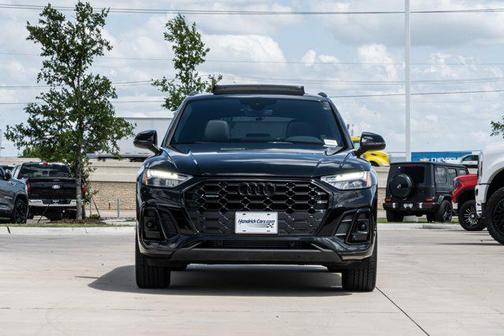 Mythos Black Metallic 2024 Audi Q5 45 S line Premium