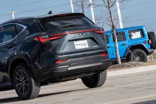 2025 Lexus NX 250 Base