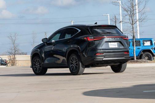 2025 Lexus NX 250 Base