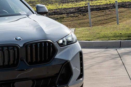 2026 BMW X6 xDrive40i