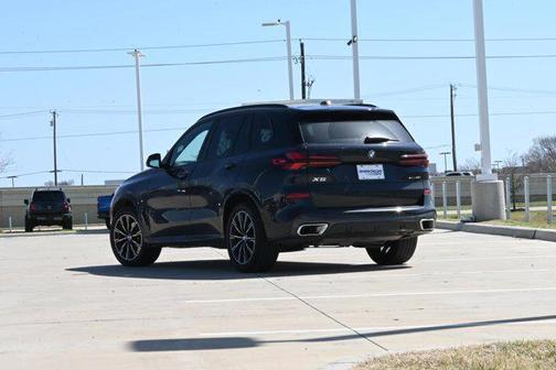 2025 BMW X5 xDrive40i