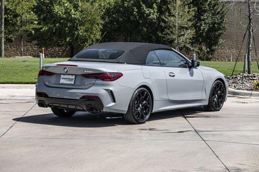 2025 BMW M440 i