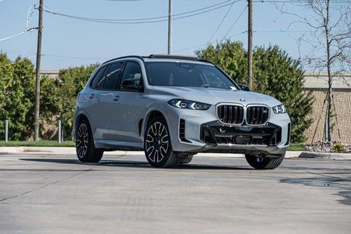 2025 BMW X5 M60i