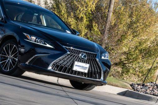 2022 Lexus ES 350 Premium