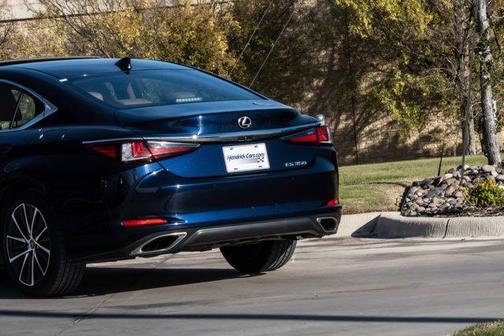 2022 Lexus ES 350 Premium