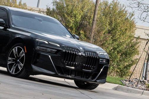 2023 BMW 760 i xDrive