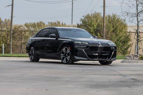 2023 BMW 760 i xDrive
