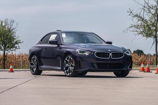 2025 BMW 230 i