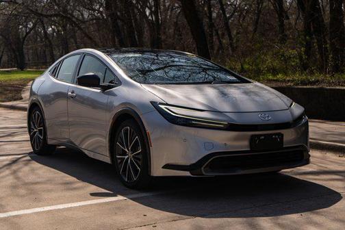 2023 Toyota Prius XLE