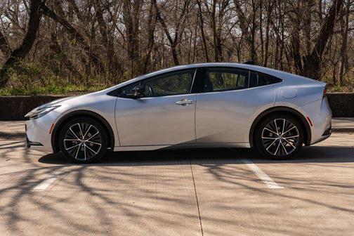 2023 Toyota Prius XLE