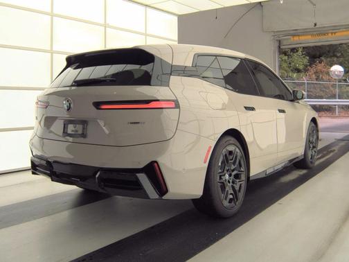 Dune Grey Metallic 2026 BMW iX xDrive60