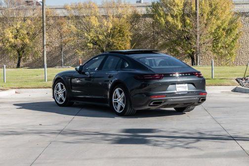 2020 Porsche Panamera 4