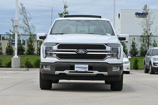 Star White Metallic Tri-Coat/Marsh Gray 2025 Ford F-150 King Ranch