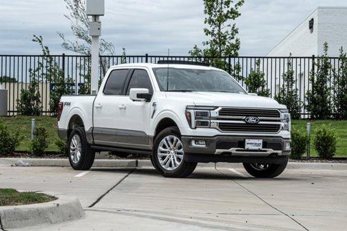 Star White Metallic Tri-Coat/Marsh Gray 2025 Ford F-150 King Ranch