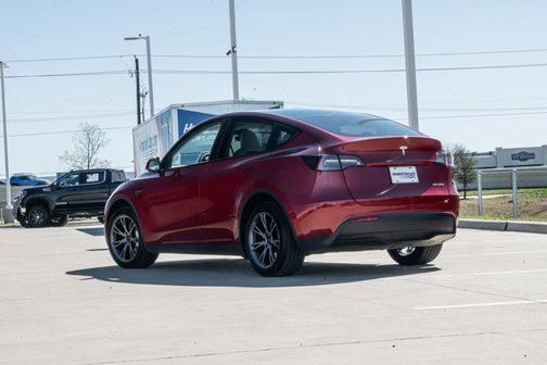 2025 Tesla Model Y Long Range Dual Motor All-Wheel Drive