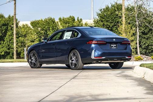 2026 BMW 540 i xDrive