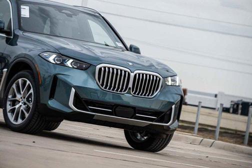 2026 BMW X5 sDrive40i