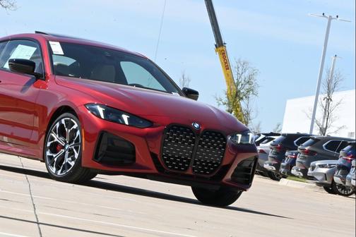 Vegas Red Metallic 2026 BMW 430 i
