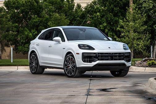 2025 Porsche Cayenne E-Hybrid S
