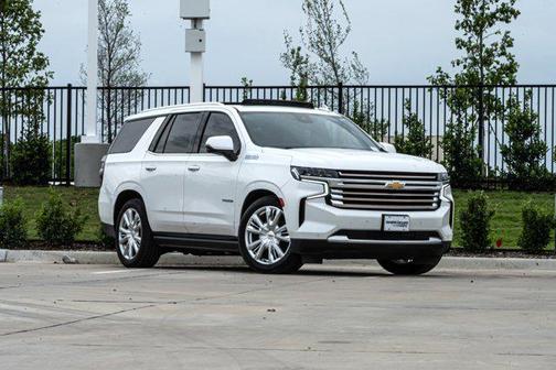 Iridescent Pearl Tricoat 2023 Chevrolet Tahoe 2WD High Country