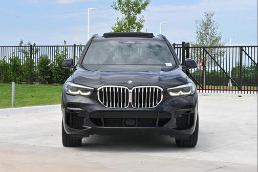 Black Sapphire Metallic 2023 BMW X5 xDrive40i