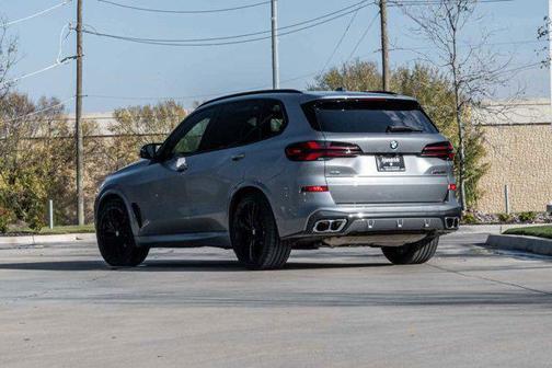 2026 BMW X5 M60i