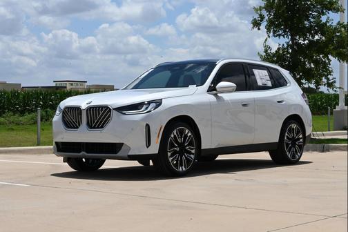 Mineral White Metallic 2026 BMW X3 30 xDrive