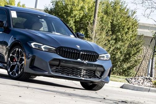 2026 BMW 330 i xDrive