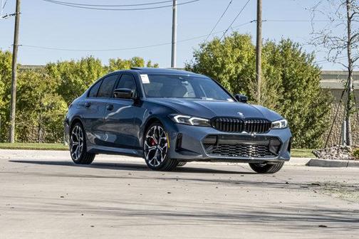 2026 BMW 330 i xDrive