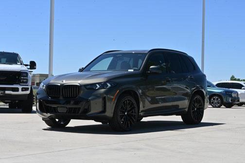 Manhattan Green Metallic 2026 BMW X5 xDrive40i