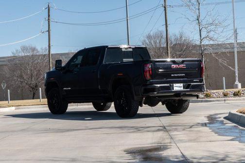 2024 GMC Sierra 2500 AT4